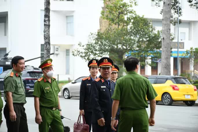 Hình ảnh phiên tòa xét xử vụ buôn lậu xăng dầu lớn nhất Đồng Nai - Ảnh 9.