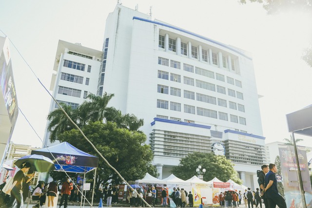  Ngôi trường ĐH rộng nhất trung tâm Hà Nội, sinh viên học 5 năm vẫn chưa khám phá hết các ngóc ngách - Ảnh 8.
