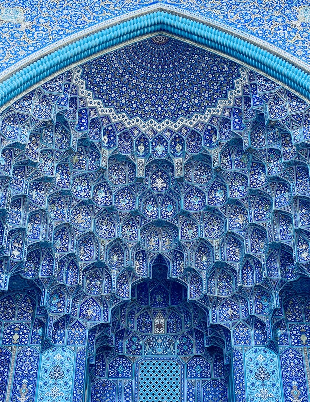 Choáng ngợp với những mái vòm cổ tích ở Iran - xứ sở Ba Tư diệu kỳ - Ảnh 1.