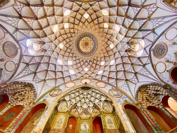 Choáng ngợp với những mái vòm cổ tích ở Iran - xứ sở Ba Tư diệu kỳ - Ảnh 14.