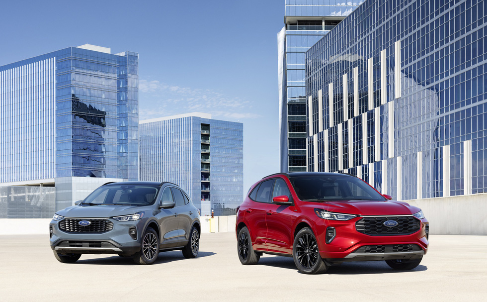 Ford Escape 2023 ra mắt: Hoàn thiện hơn, giống Explorer, khó về Việt Nam - Ảnh 4. Ford Escape 2023 ra mắt: Hoàn thiện hơn, giống Explorer, khó về Việt Nam - Ảnh 4.
