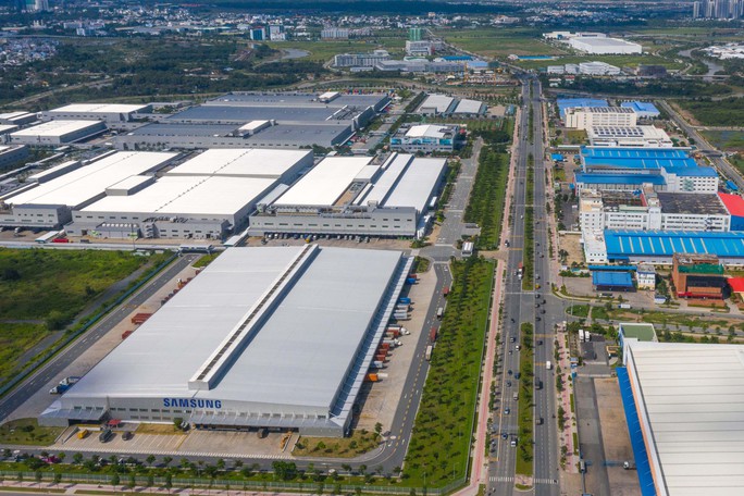 Đón dòng vốn ngoại đổ bộ - Ảnh 1. Đón dòng vốn ngoại đổ bộ - Ảnh 1.