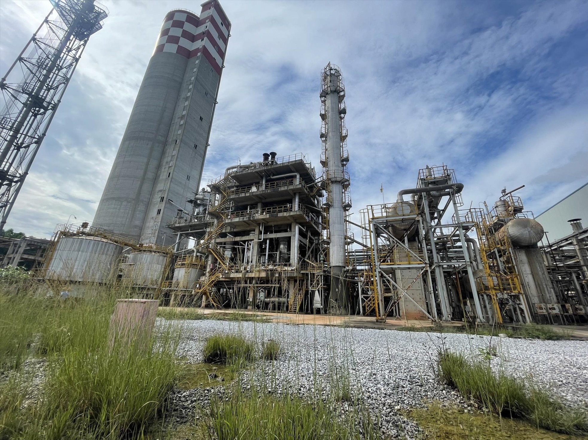 Các dự án thua lỗ, yếu kém: Còng lưng trả lãi đến bao giờ? - Ảnh 1. Các dự án thua lỗ, yếu kém: Còng lưng trả lãi đến bao giờ? - Ảnh 1.