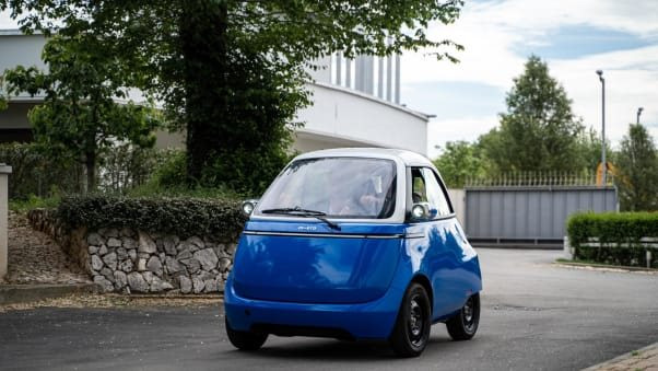Chiếc xe điện siêu nhỏ nhẹ là tương lai giao thông đô thị: Giúp vượt tắc đường bằng công nghệ có một không hai, trẻ 14 tuổi có thể lái mà không cần bằng - Ảnh 1.