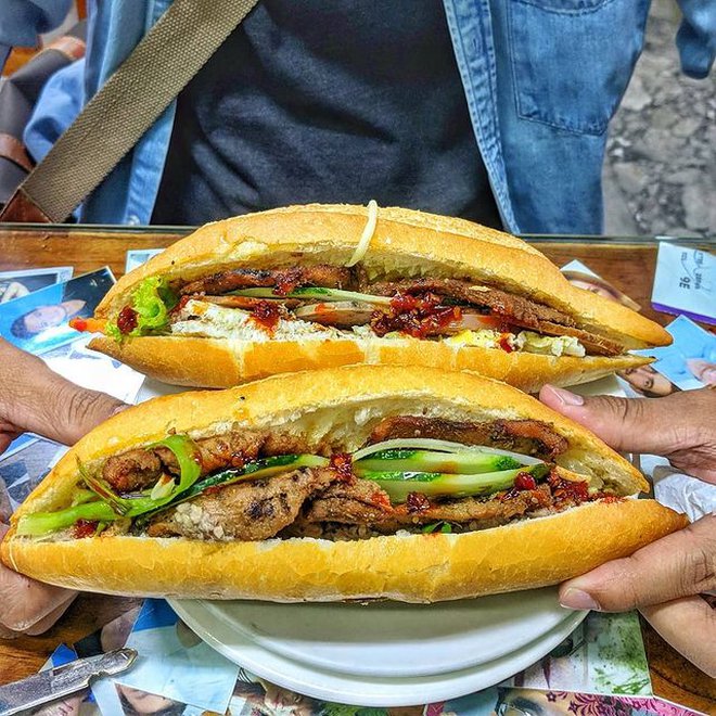 Tiệm bánh mì nữ hoàng ở Hội An được nhiều khách nước ngoài khen là ngon nhất thế giới - Ảnh 11. Tiệm bánh mì nữ hoàng ở Hội An được nhiều khách nước ngoài khen là ngon nhất thế giới - Ảnh 11.