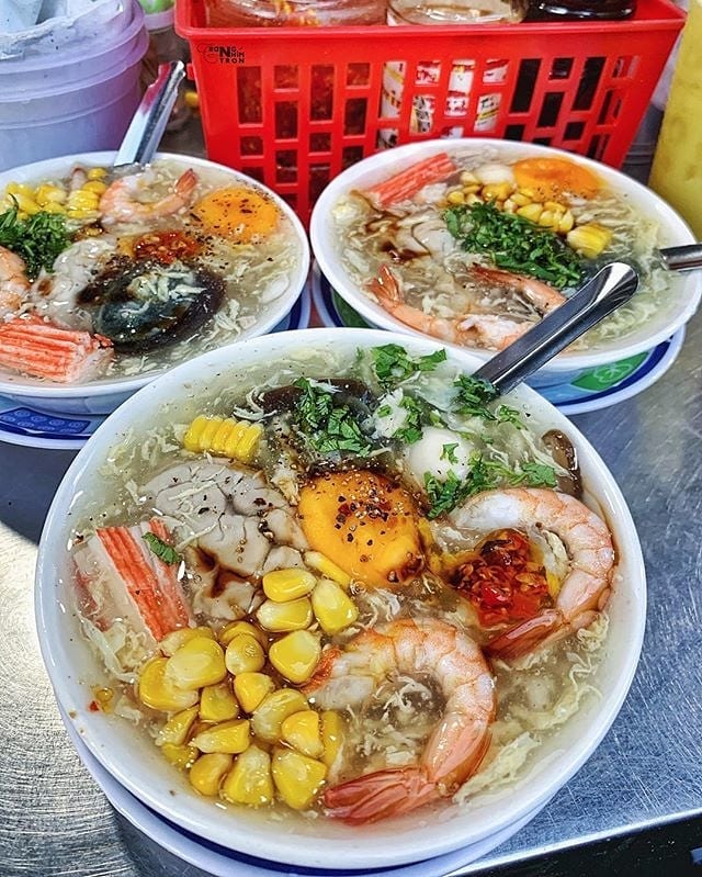 On normal days, few people notice, but when Ho Chi Minh City is cold, these dishes are especially delicious - Photo 14.