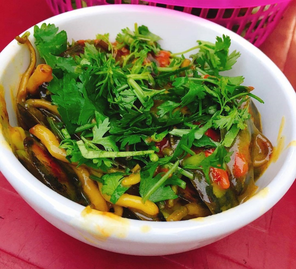 Đặc sản giá bể xào Hải Phòng phải kiên nhẫn mới ăn được, thử một lần là nhớ mãi - Ảnh 4. Đặc sản giá bể xào Hải Phòng phải kiên nhẫn mới ăn được, thử một lần là nhớ mãi - Ảnh 4.
