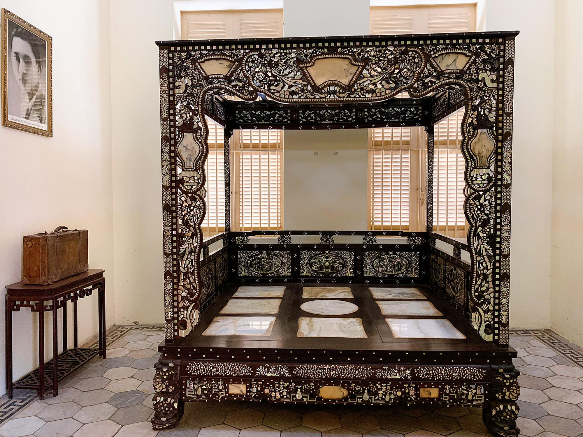 Du khách đến Tiền Giang chuộng khám phá các ngôi nhà cổ mang đậm giá trị lịch sử - văn hoá - Ảnh 29. Du khách đến Tiền Giang chuộng khám phá các ngôi nhà cổ mang đậm giá trị lịch sử - văn hoá - Ảnh 29.