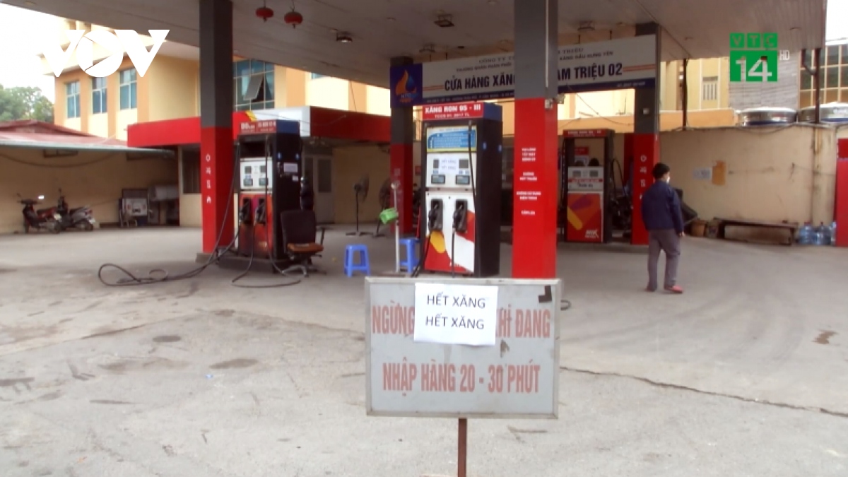 Liên Bộ sẽ hỗ trợ tăng mức chiết khấu trong hệ thống xăng dầu - Ảnh 1.