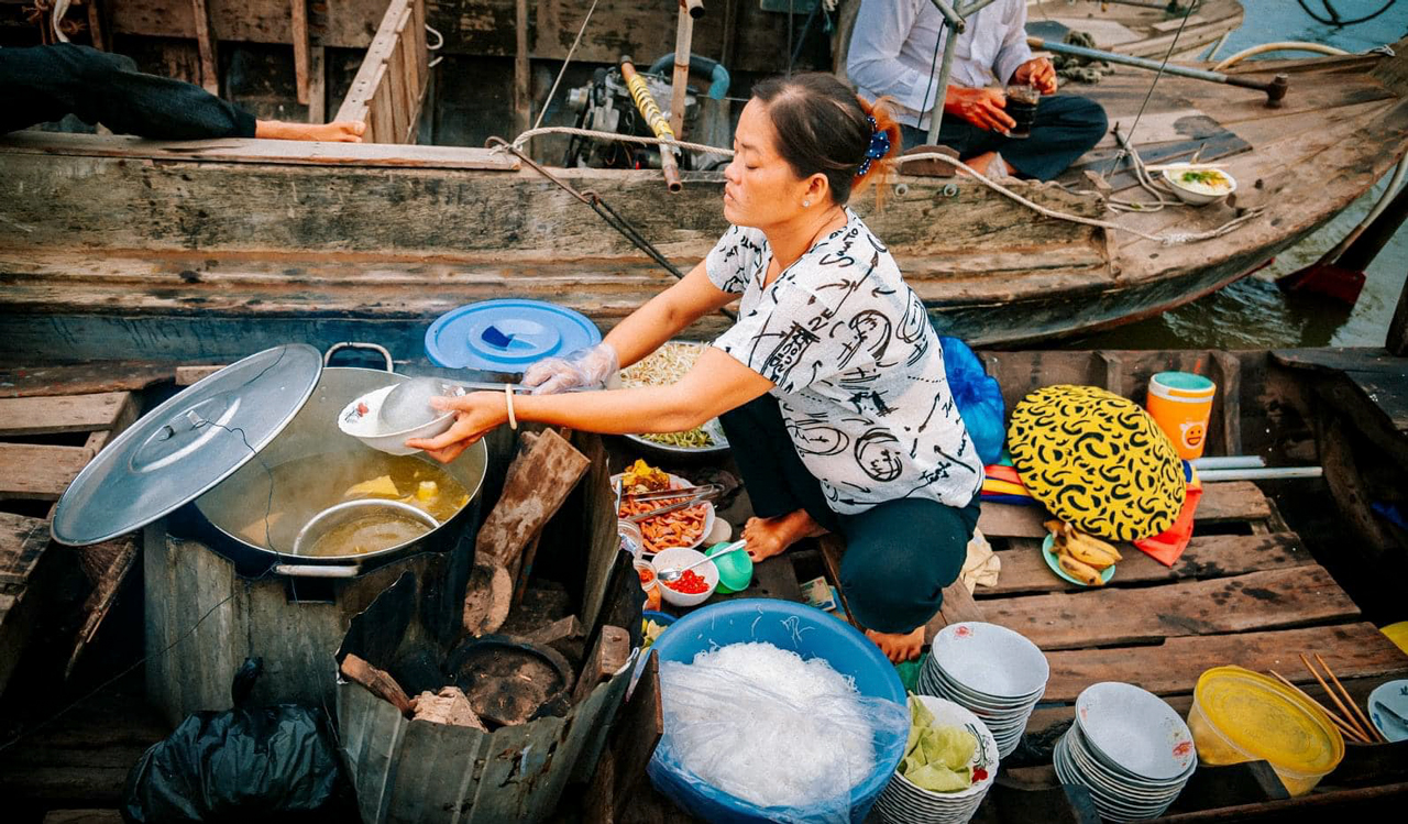 Khám phá nét đặc sắc riêng của 5 chợ nổi nức tiếng miền Tây - Ảnh 10. Khám phá nét đặc sắc riêng của 5 chợ nổi nức tiếng miền Tây - Ảnh 10.