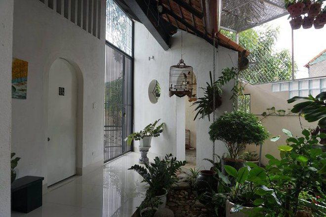 Sợ bố mẹ ở nhà cũ, mùa mưa bão nguy hiểm, con dâu góp sức xây nhà báo hiếu - Ảnh 5. Sợ bố mẹ ở nhà cũ, mùa mưa bão nguy hiểm, con dâu góp sức xây nhà báo hiếu - Ảnh 5.