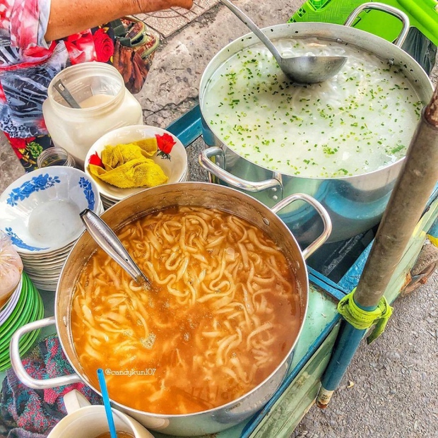  Bánh canh mặn nước cốt dừa - món ăn lạ miệng mang hồn quê miền Tây - Ảnh 4.