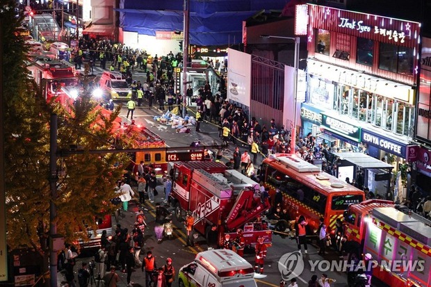Ảnh đế Yoo Ah In lên tiếng về tin đồn gián tiếp gây ra đám đông giẫm đạp tại thảm kịch Itaewon - Ảnh 2.