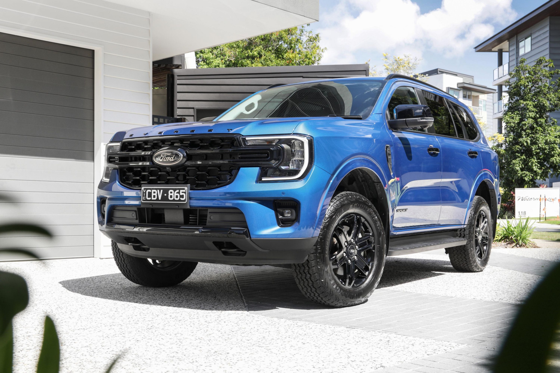 Ford Ranger và Everest cháy hàng, khách hàng phải chờ tới 1 năm - Ảnh 1.