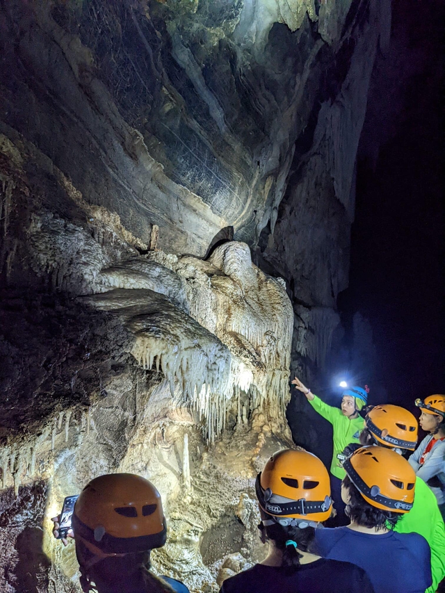 Cô gái lập kỷ lục đi Sơn Đoòng - hang động lớn nhất thế giới 120 lần hoàn toàn... miễn phí - Ảnh 2.