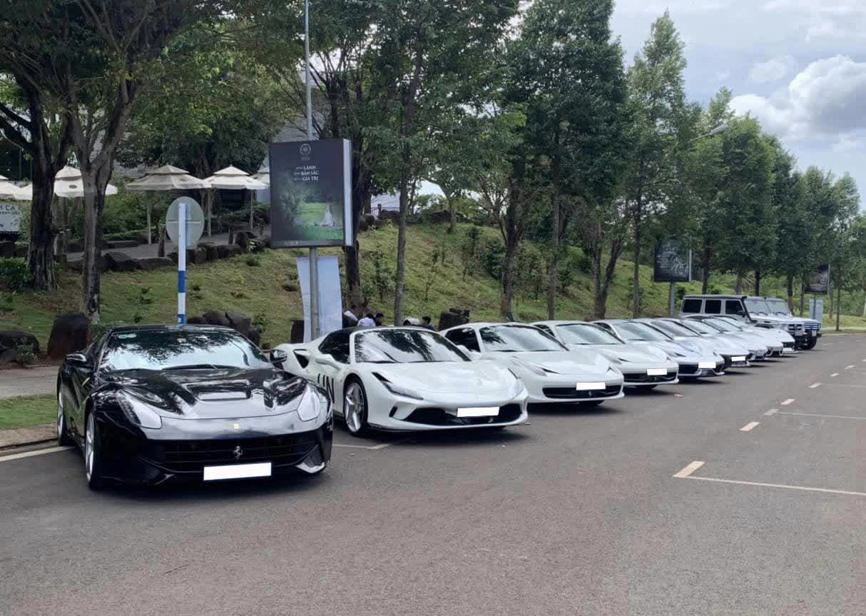 Ông Đặng Lê Nguyên Vũ trưng bộ sưu tập Ferrari trăm tỷ - Ảnh 5.