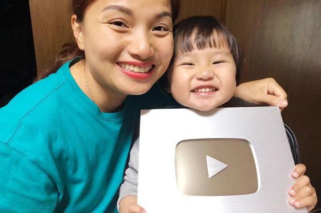 Quỳnh Trần JP khiến dân mạng ngưỡng mộ khi tậu siêu xe, ai cũng trầm trồ về câu chuyện “đổi đời” nhờ YouTube - Ảnh 14. Quỳnh Trần JP khiến dân mạng ngưỡng mộ khi tậu siêu xe, ai cũng trầm trồ về câu chuyện “đổi đời” nhờ YouTube - Ảnh 14.