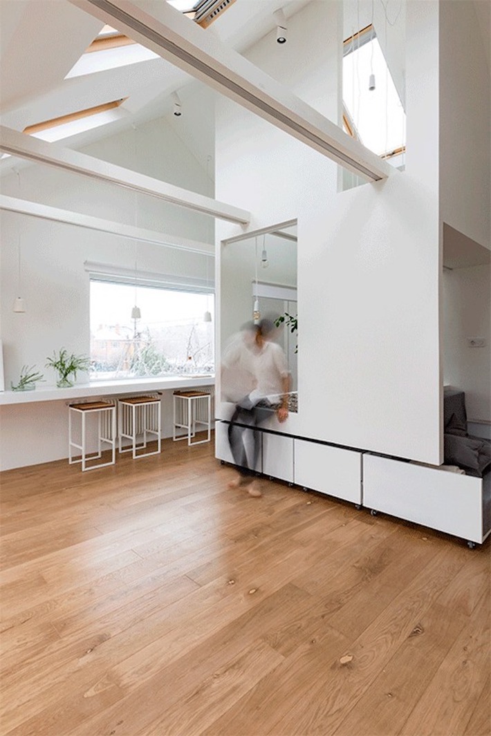 Ngôi nhà chỉ 48m² nhưng có khoảng xanh cực bắt mắt với phòng khách treo lơ lửng - Ảnh 3. Ngôi nhà chỉ 48m² nhưng có khoảng xanh cực bắt mắt với phòng khách treo lơ lửng - Ảnh 3.