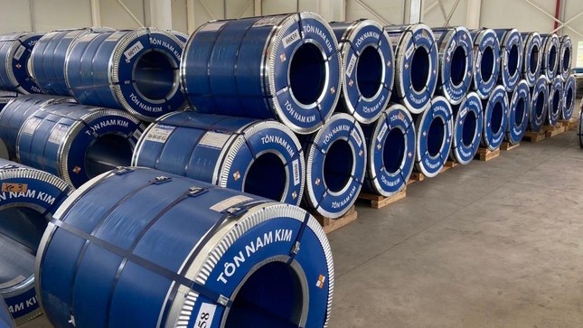 Vì sao cổ phiếu của loạt đại gia ‘lao dốc không phanh’? - Ảnh 3. Vì sao cổ phiếu của loạt đại gia ‘lao dốc không phanh’? - Ảnh 3.