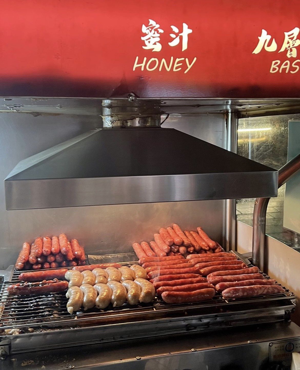 Ghé các chợ đêm Đài Bắc trải nghiệm cuộc sống về đêm của người Đài Loan (Trung Quốc) - Ảnh 2.