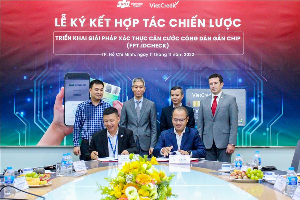 VietCredit tiên phong triển khai giải pháp chống giả mạo xác thực số FPT.IDCheck - Ảnh 1. VietCredit tiên phong triển khai giải pháp chống giả mạo xác thực số FPT.IDCheck - Ảnh 1.