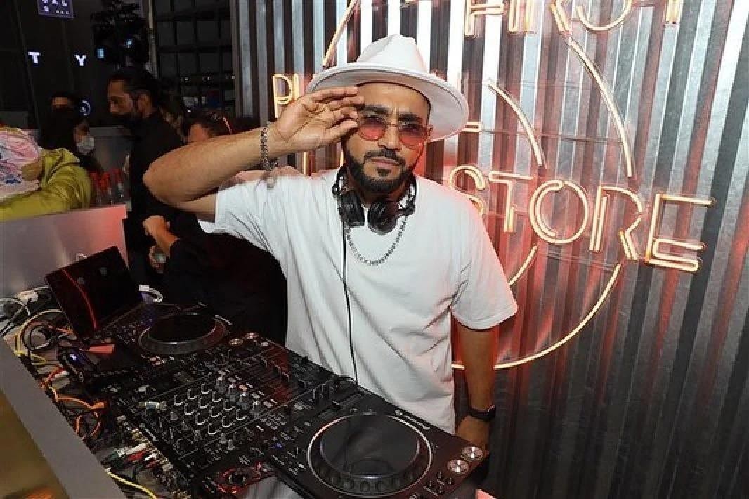 Cuộc sống tràn ngập kim cương, đồ hiệu của giới siêu giàu Dubai - Ảnh 6.