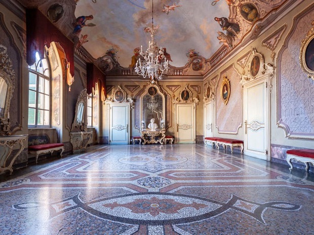  Ngạc nhiên cuộc sống cổ tích trong lâu đài 900 tuổi nước Ý: Có 45 phòng, gia đình mất 2 tiếng để gặp nhau - Ảnh 5.