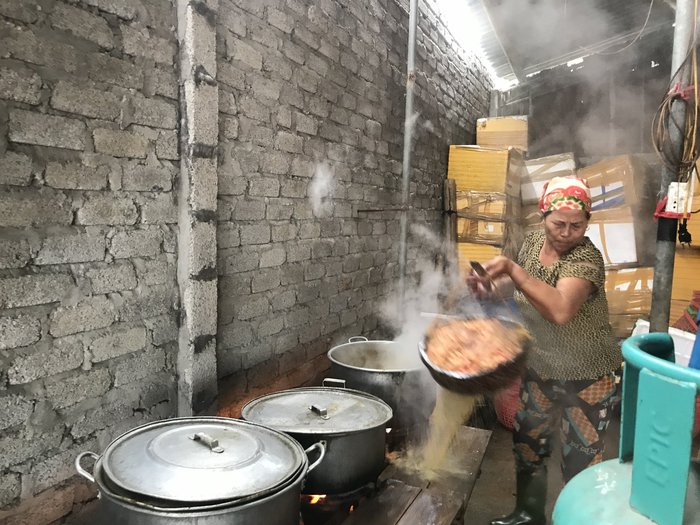 Nghề bóc vỏ tôm, cứ tay nhanh là tiền nhiều - Ảnh 5.