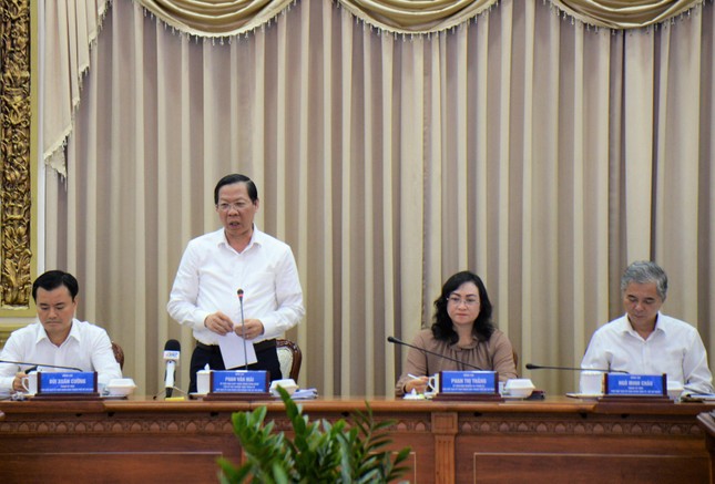 ‘Cơn khát’ xăng dầu tại TPHCM đã hạ nhiệt - Ảnh 1.