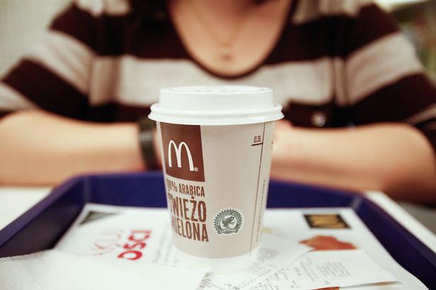 Làm đổ đồ uống ra người, cụ bà mang đơn đi kiện McDonald’s: Cốc cà phê đắt nhất lịch sử trị giá 2,7 triệu USD - Ảnh 2.