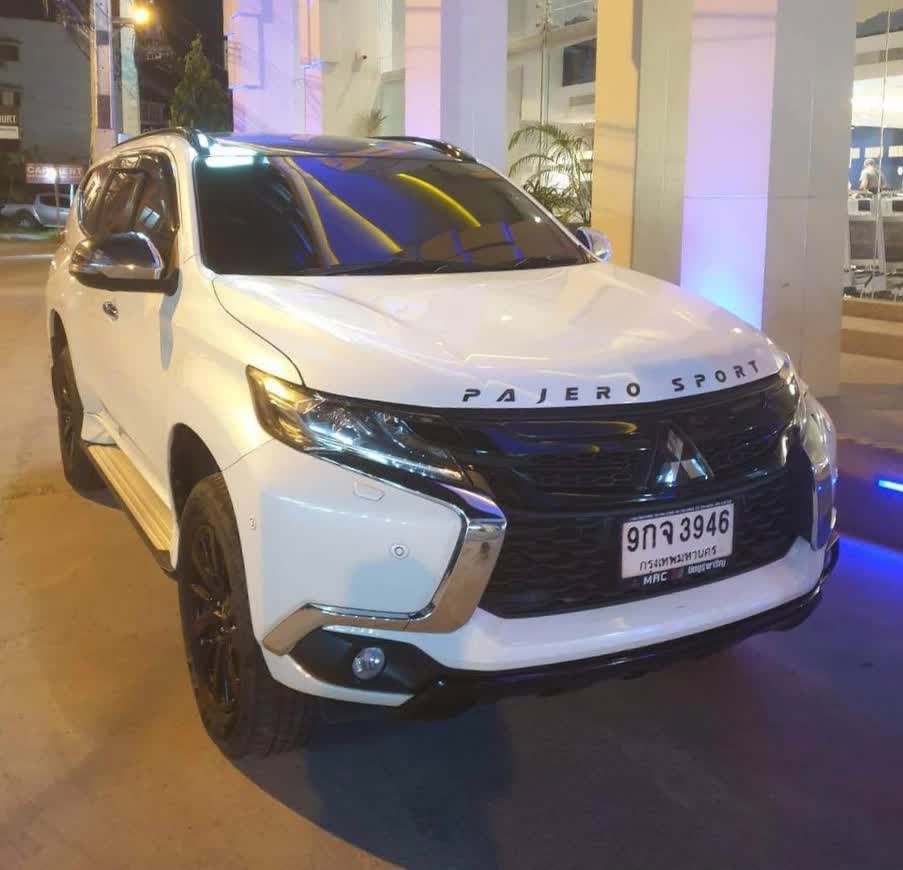 Đội đua Việt Nam lái xe vượt 1.200 km sang Thái thi đấu: 10 xe hậu cần, mượn cả xe biển số nước ngoài - Ảnh 3. Đội đua Việt Nam lái xe vượt 1.200 km sang Thái thi đấu: 10 xe hậu cần, mượn cả xe biển số nước ngoài - Ảnh 3.