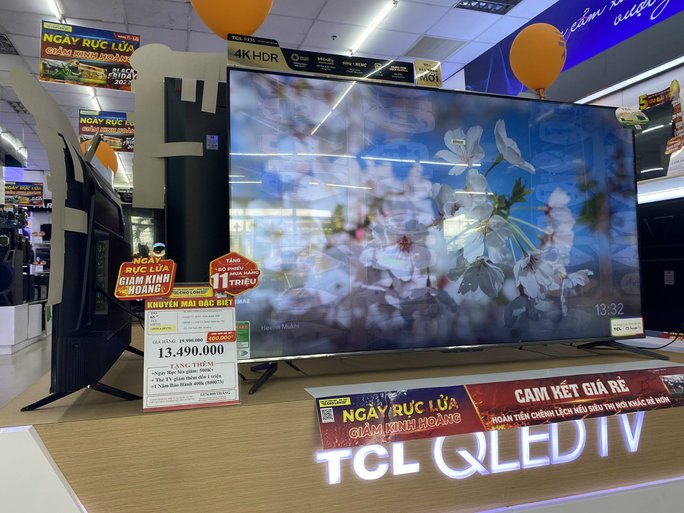 Đua nhau khuyến mãi tivi trước giờ khai mạc World Cup 2022 - Ảnh 2.