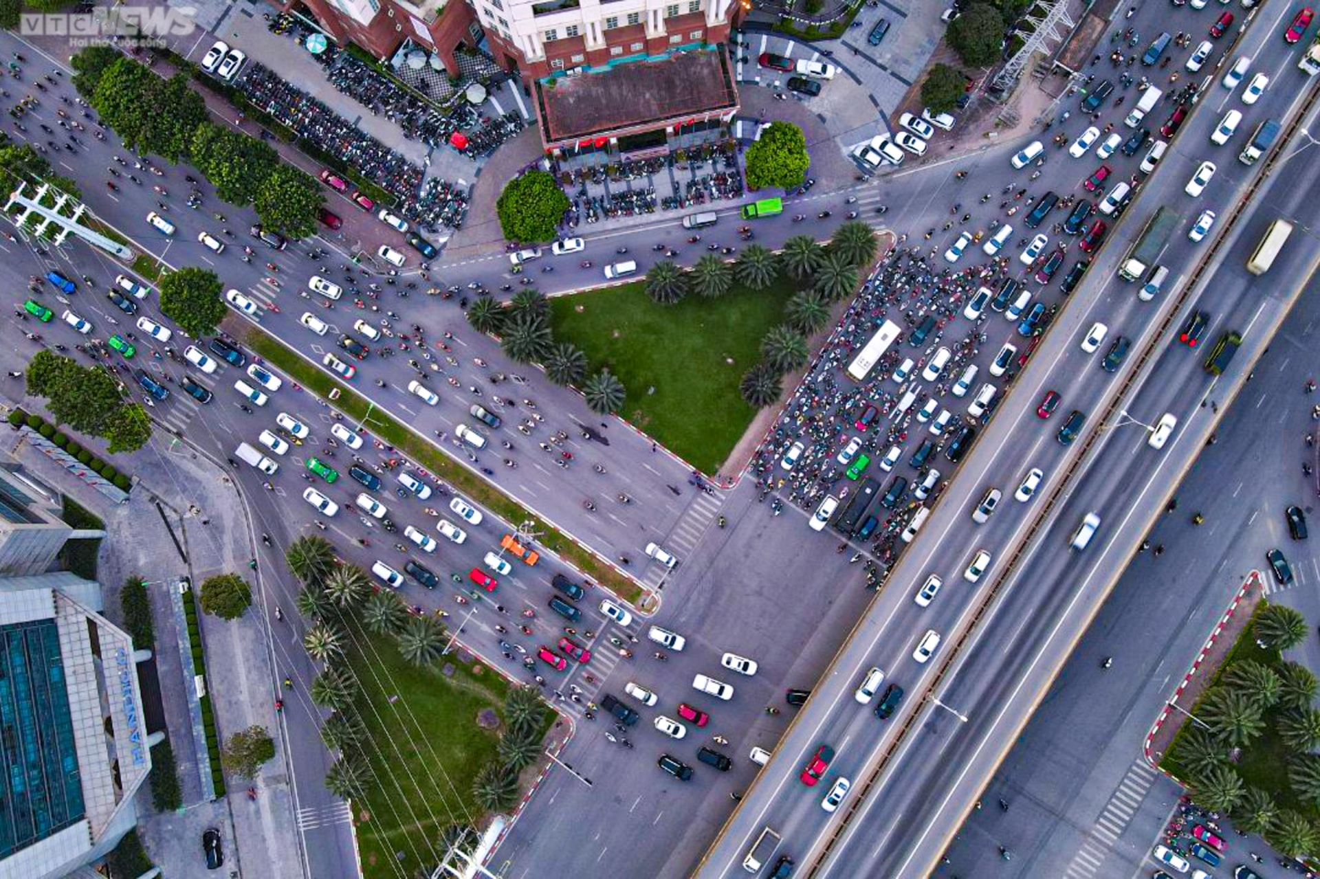 Cận cảnh những khu vực được đề xuất làm hầm chui qua đường Vành đai 3 Hà Nội - Ảnh 4. Cận cảnh những khu vực được đề xuất làm hầm chui qua đường Vành đai 3 Hà Nội - Ảnh 4.