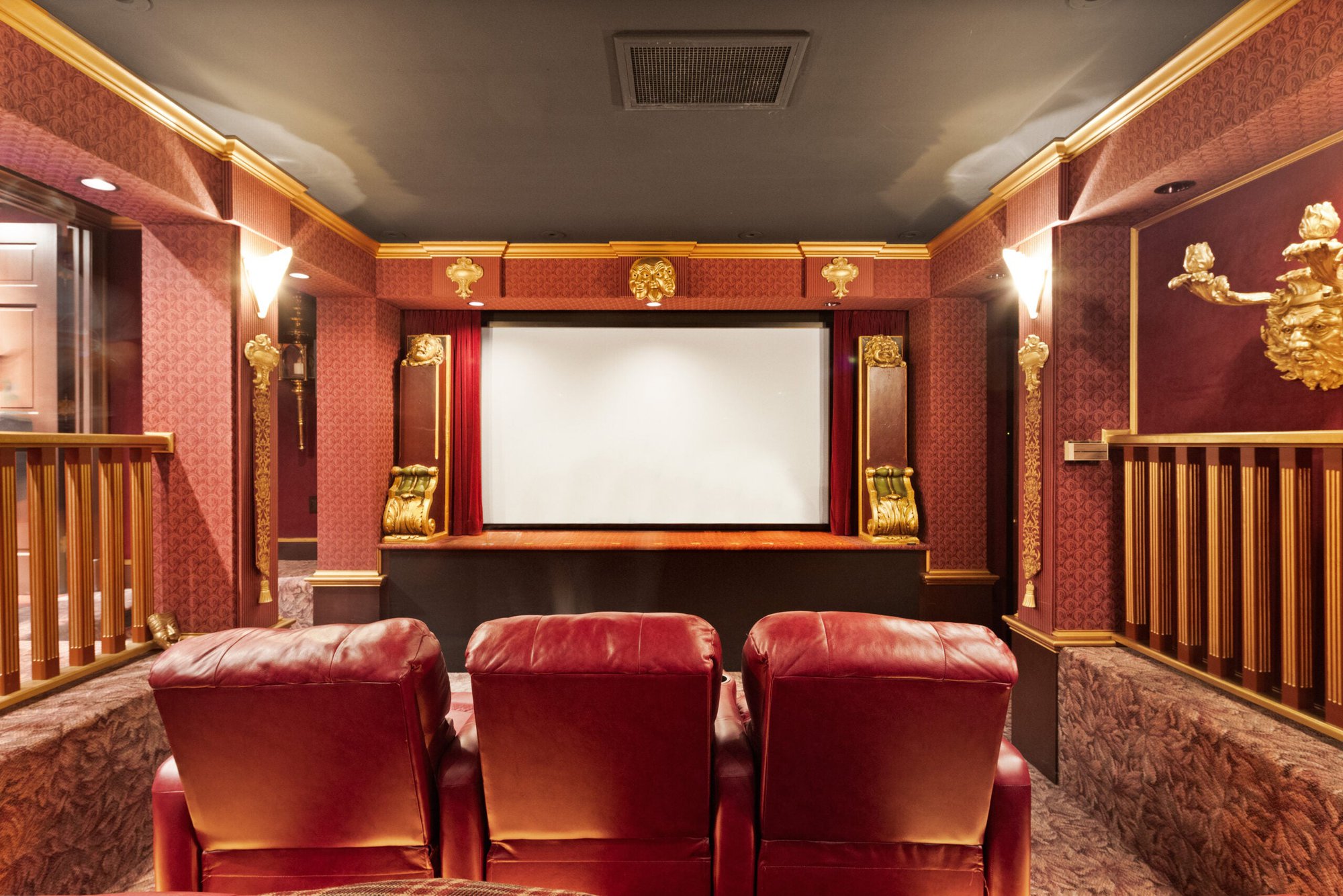 Choáng ngợp với siêu biệt thự gần 600 tỷ đồng của ‘ông trùm’ nến thơm Mỹ: Xa hoa đến từng chi tiết, có cả một công viên nước bên trong - Ảnh 10.