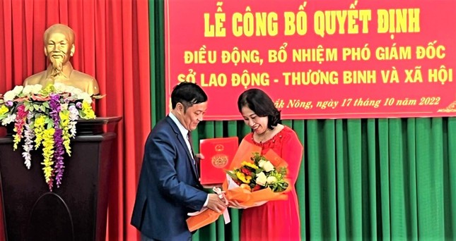 Phó Giám đốc Sở Lao động Đắk Nông xin nghỉ việc sau hơn một tháng được bổ nhiệm - Ảnh 1.