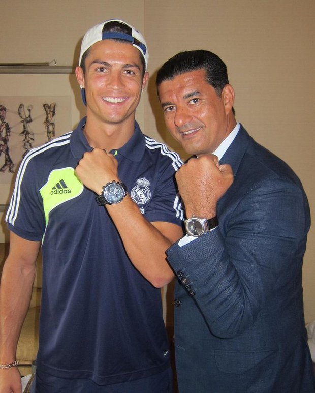 Bầu trời drama gọi tên Ronaldo: Ra mắt đồng hồ tiền tỷ chứa chi tiết sâu cay ngay khi kết thúc hợp đồng với MU - Ảnh 9.