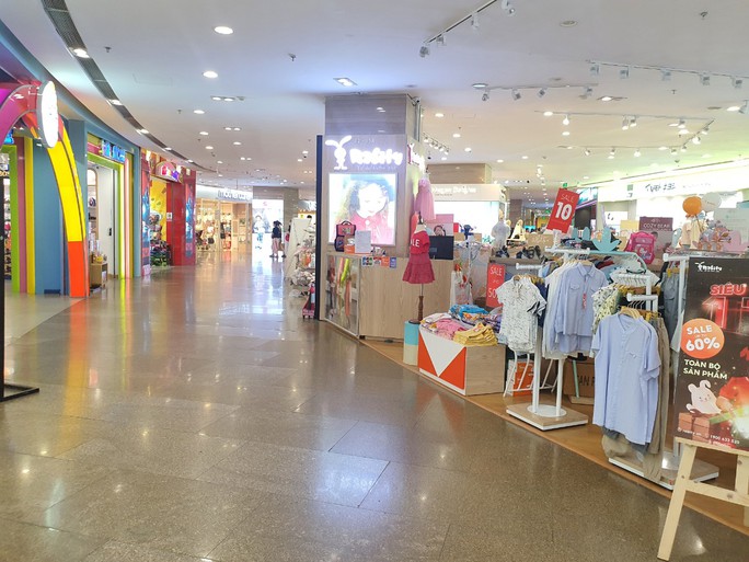 Giảm giá tới 80% trước ngày Black Friday, nhiều người vào xem rồi bỏ đi - Ảnh 12. Giảm giá tới 80% trước ngày Black Friday, nhiều người vào xem rồi bỏ đi - Ảnh 12.