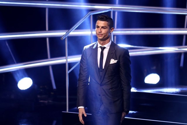 Ronaldo - ‘cầu thủ thất nghiệp nghìn tỷ’ cả thế giới quan tâm