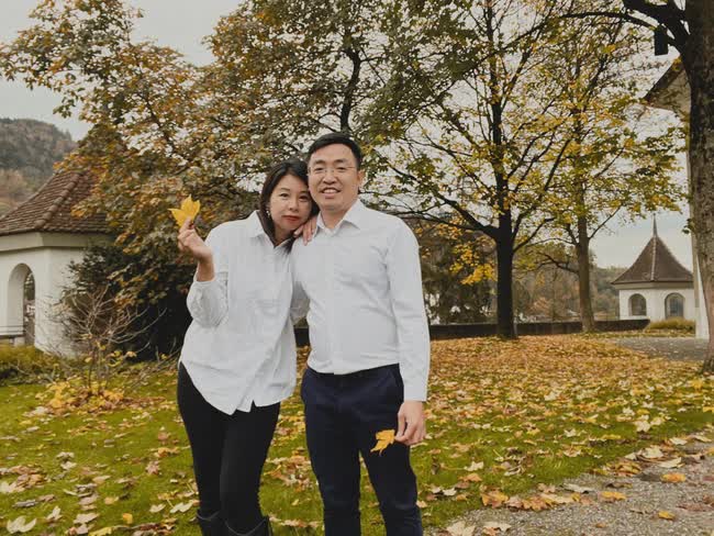 Cặp vợ chồng Hà Nội lập ‘quỹ du lịch’, tự túc khám phá Châu Âu: Vừa hợp túi tiền, vừa tận hưởng những địa danh xịn xò bậc nhất - Ảnh 9. Cặp vợ chồng Hà Nội lập ‘quỹ du lịch’, tự túc khám phá Châu Âu: Vừa hợp túi tiền, vừa tận hưởng những địa danh xịn xò bậc nhất - Ảnh 9.