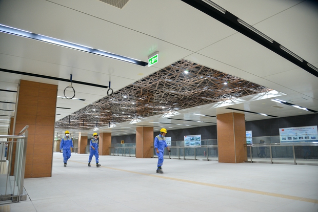  Bên trong nhà ga ngầm đầu tiên hoàn thành 100% của tuyến Metro TP.HCM - Ảnh 6.
