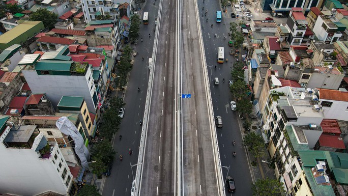 Cận cảnh tuyến đường gần 10.000 tỉ đồng trước ngày thông xe - Ảnh 4. Cận cảnh tuyến đường gần 10.000 tỉ đồng trước ngày thông xe - Ảnh 4.