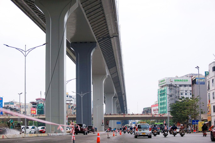 Cận cảnh tuyến đường gần 10.000 tỉ đồng trước ngày thông xe - Ảnh 9. Cận cảnh tuyến đường gần 10.000 tỉ đồng trước ngày thông xe - Ảnh 9.