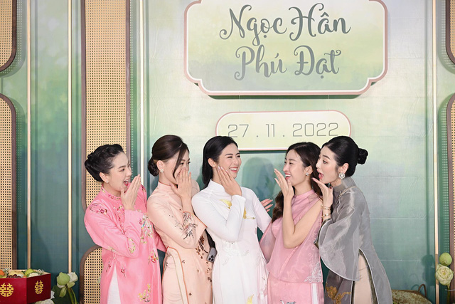 Dàn Hoa hậu, người đẹp phù dâu trong lễ ăn hỏi của Ngọc Hân - Ảnh 4.