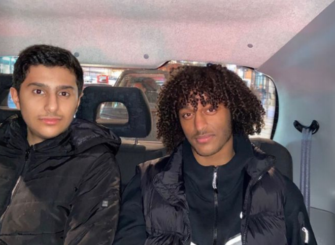 Hình ảnh đời thường như cậu bạn nhà bên của Hoàng tử bé Qatar vô tình nổi tiếng toàn mạng vì biểu cảm quá dễ thương - Ảnh 7. Hình ảnh đời thường như cậu bạn nhà bên của Hoàng tử bé Qatar vô tình nổi tiếng toàn mạng vì biểu cảm quá dễ thương - Ảnh 7.