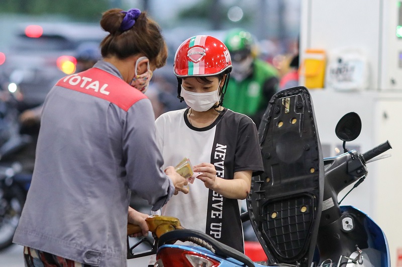 Cần rà soát lại các quy định về quản lý điều hành giá xăng dầu - Ảnh 2.