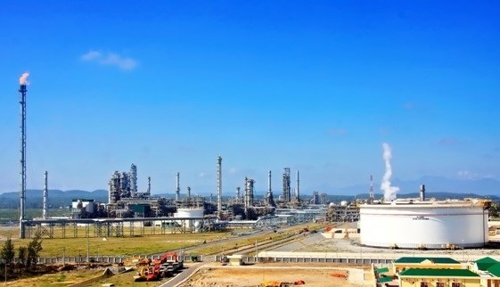 Nhà máy Lọc dầu Dung Quất tiếp tục tăng công suất góp phần ổn định thị trường xăng dầu trong nước - Ảnh 1.