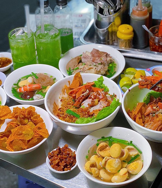 TP.HCM: Loạt món ăn tuy cũ nhưng có nguyên liệu độc nhất vô nhị khiến nhiều người mê mẩn - Ảnh 2.