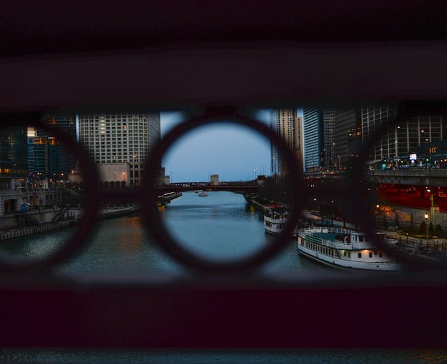 Thế giới qua khung cửa: Nhiếp ảnh gia chụp lại vẻ đẹp của khắp các vùng đất từ góc nhìn của những cánh cửa - Ảnh 11.