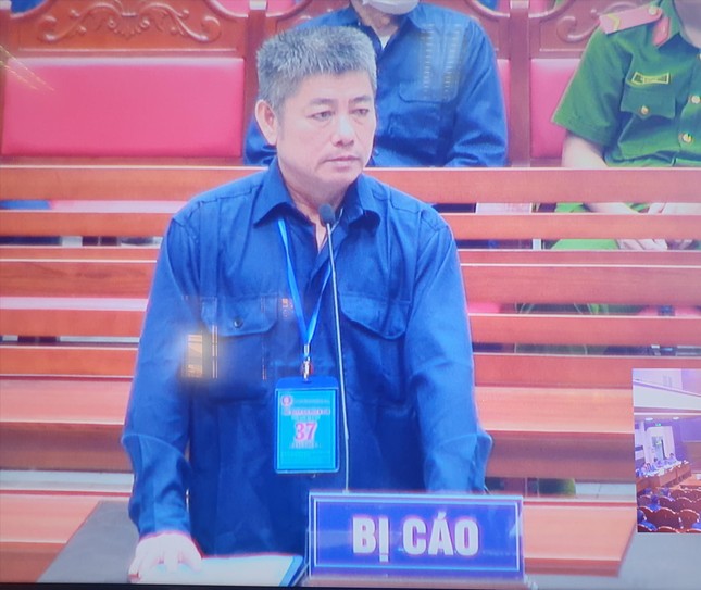 Nhóm chân rết tiêu thụ 160 triệu lít xăng nhập lậu - Ảnh 1.