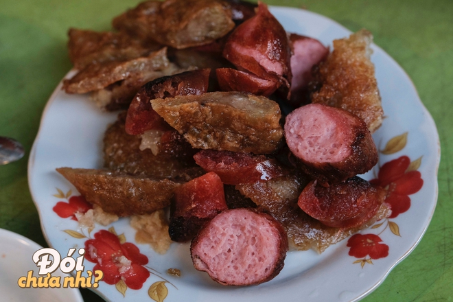 Hà Nội rét thật rồi, càn quét ngay các món bánh nóng hổi gọi tên mùa đông này thôi! - Ảnh 19. Hà Nội rét thật rồi, càn quét ngay các món bánh nóng hổi gọi tên mùa đông này thôi! - Ảnh 19.